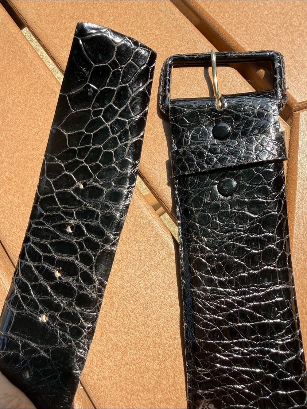 Black Wide Croc-Embossed Leather Belt Vintage Size 32